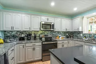 55 Mountain View Ext, Rockland, ME 04841 - Photo 10