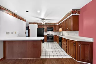 37 Estates Dr, Manchester, ME 04351 - Photo 14