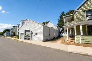 15 Boynton St, Portland, ME 04102 - Photo 2