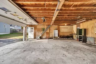 247 Maine Ave, Millinocket, ME 04462 - Photo 32