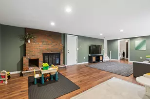 22 Pinewood Dr, Cumberland, ME 04021 - Photo 14