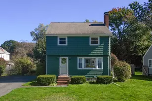 89 Dorset St, Portland, ME 04102 - Photo 2