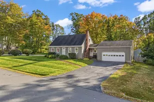 8 Plymouth Dr, Scarborough, ME 04074 - Photo 2