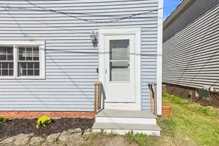 6 Maple St, Vassalboro, ME 04989 - Photo 4