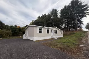 109 Coburn St, Auburn, ME 04210 - Photo 2