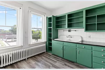 128 Pine Street, Lewiston, ME 04240 - Photo 14
