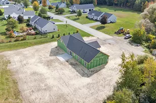 15 Sunrise Dr, Hallowell, ME 04347 - Photo 4