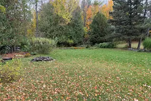 146 Main St, Houlton, ME 04730 - Photo 18