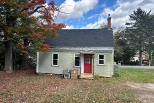 165 Rogers Rd, Kittery, ME 03904 - Photo 2