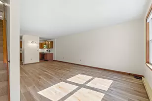 23 Oakwood Terrace, Brunswick, ME 04011 - Photo 6