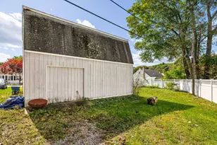 7 Halstead St, Kittery, ME 03904 - Photo 36