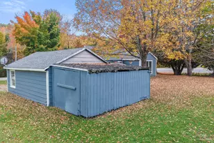 31 Lower Detroit Rd, Plymouth, ME 04969 - Photo 6