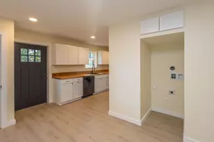 273 Old Augusta Rd, Waldoboro, ME 04572 - Photo 18