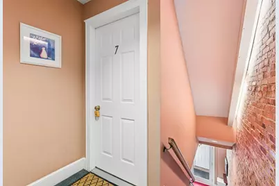 287 Spring Street #7, Portland, ME 04102 - Photo 4