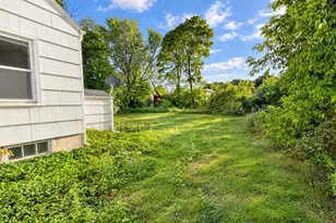 79 Harlow St, Brewer, ME 04412 - Photo 2