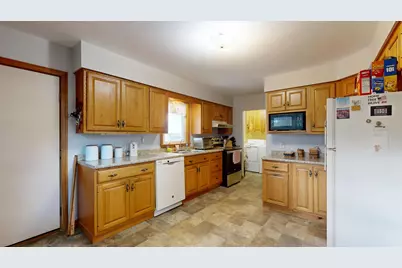 409 Main Street, Monmouth, ME 04259 - Photo 14