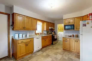 409 Main St, Monmouth, ME 04259 - Photo 14