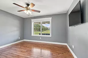 1094 Clinton Ave, Benton, ME 04901 - Photo 42