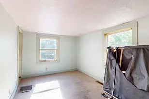 3 Mountain Ave, Fairfield, ME 04937 - Photo 12