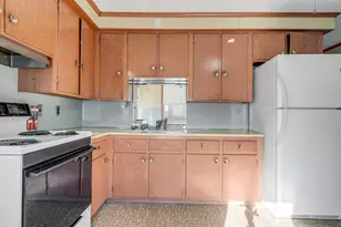 77 Acadia Ave, Lewiston, ME 04240 - Photo 18