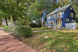 38 Beach St, Saco, ME 04072 - Photo 2