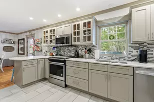 38 Beach St, Saco, ME 04072 - Photo 18