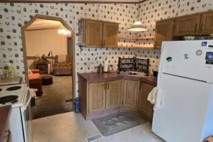 571 Greenwood Rd, Norway, ME 04268 - Photo 4