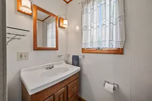52 Cross St, Rangeley, ME 04970 - Photo 26