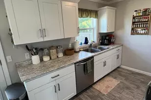 32 Cooper St, Old Town, ME 04468 - Photo 18