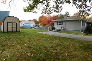 32 Cooper St, Old Town, ME 04468 - Photo 4