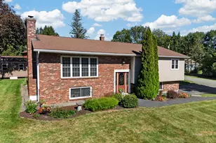2 Hillside Dr, Hampden, ME 04444 - Photo 6