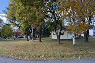 33 Ward St, Presque Isle, ME 04769 - Photo 4