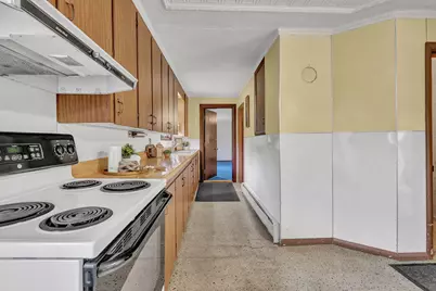 405 East Avenue, Lewiston, ME 04240 - Photo 12