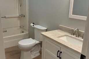 60 Broadview Ave, Auburn, ME 04210 - Photo 10
