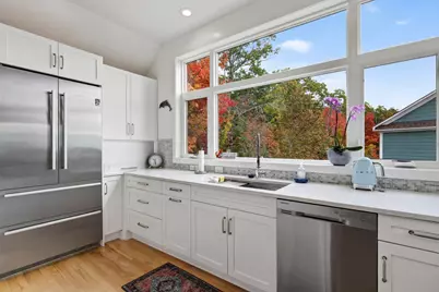 69 Summer Place, Portland, ME 04103 - Photo 12