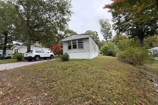 19 Park Ln, Arundel, ME 04046 - Photo 10