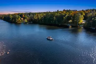 25 Gifford Pl, Oakland, ME 04963 - Photo 2