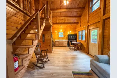 264 Taylor Street, Lincoln, ME 04457 - Photo 2