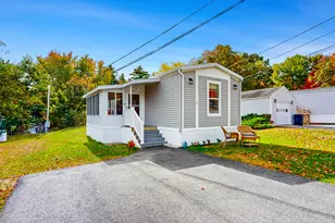 20 Hawthorn Dr, Norway, ME 04268 - Photo 2