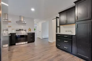 37 Keay Rd, Berwick, ME 03901 - Photo 8