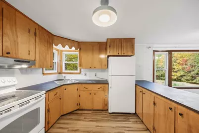 160 Falmouth Road, Windham, ME 04062 - Photo 4