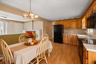 29 Sacha Ln, Oakland, ME 04963 - Photo 4