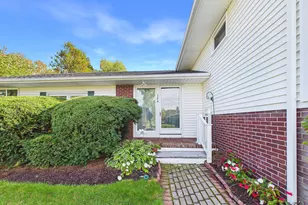 124 Linden St, Bangor, ME 04401 - Photo 4