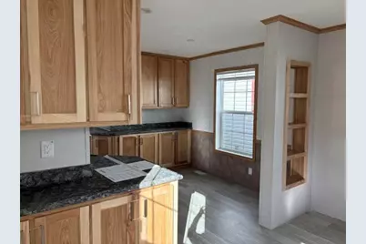 693 Canaan Road, Pittsfield, ME 04967 - Photo 6