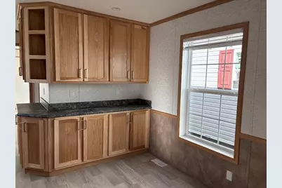 693 Canaan Road, Pittsfield, ME 04967 - Photo 8