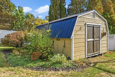 89 Androscoggin Avenue, Lewiston, ME 04240 - Photo 24