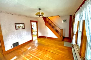 90 Somerset St, Millinocket, ME 04462 - Photo 14