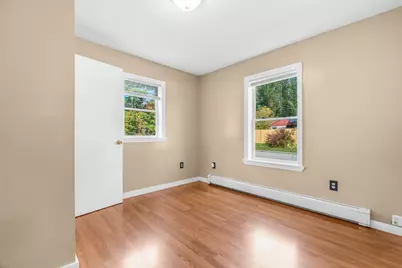 22 Towle Street, Auburn, ME 04210 - Photo 12