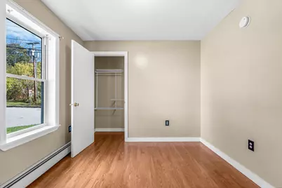 22 Towle Street, Auburn, ME 04210 - Photo 18