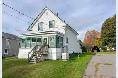 16 Elm Street, East Millinocket, ME 04430 - Photo 2
